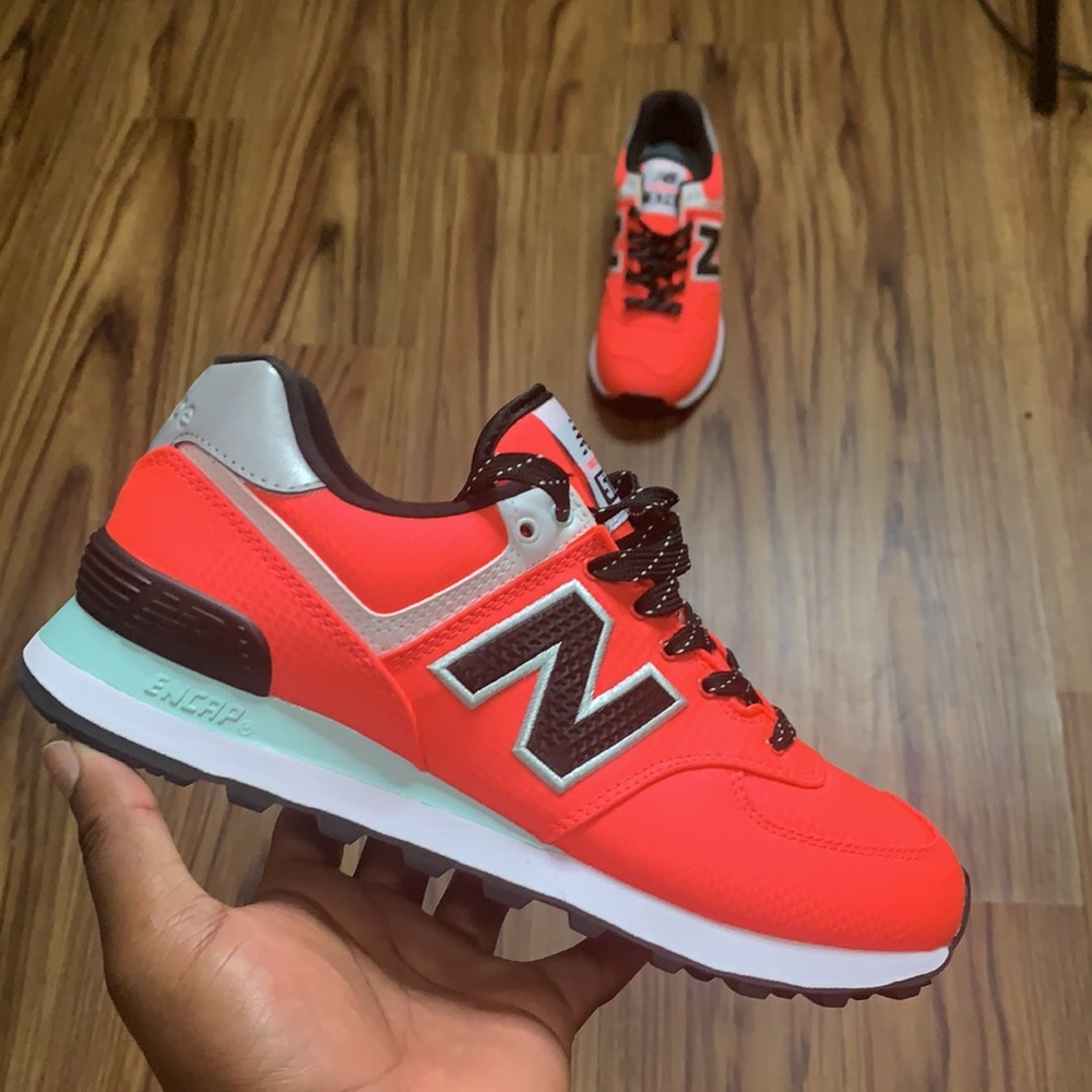 New Balance 574 Women Sneakers (8)